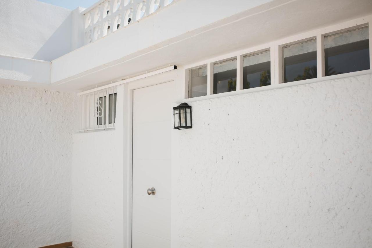 Bungalow Con Encanto Y Vistas Al Mar Винарос Экстерьер фото